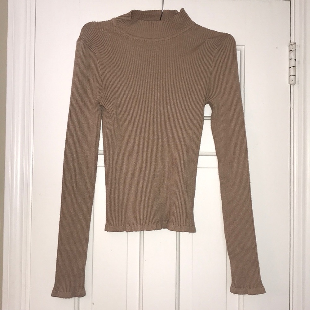 Long sleeve turtleneck
